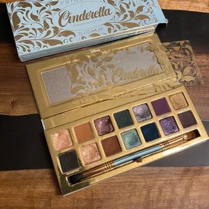 HOLD: Sigma x Disney Cinderella palette